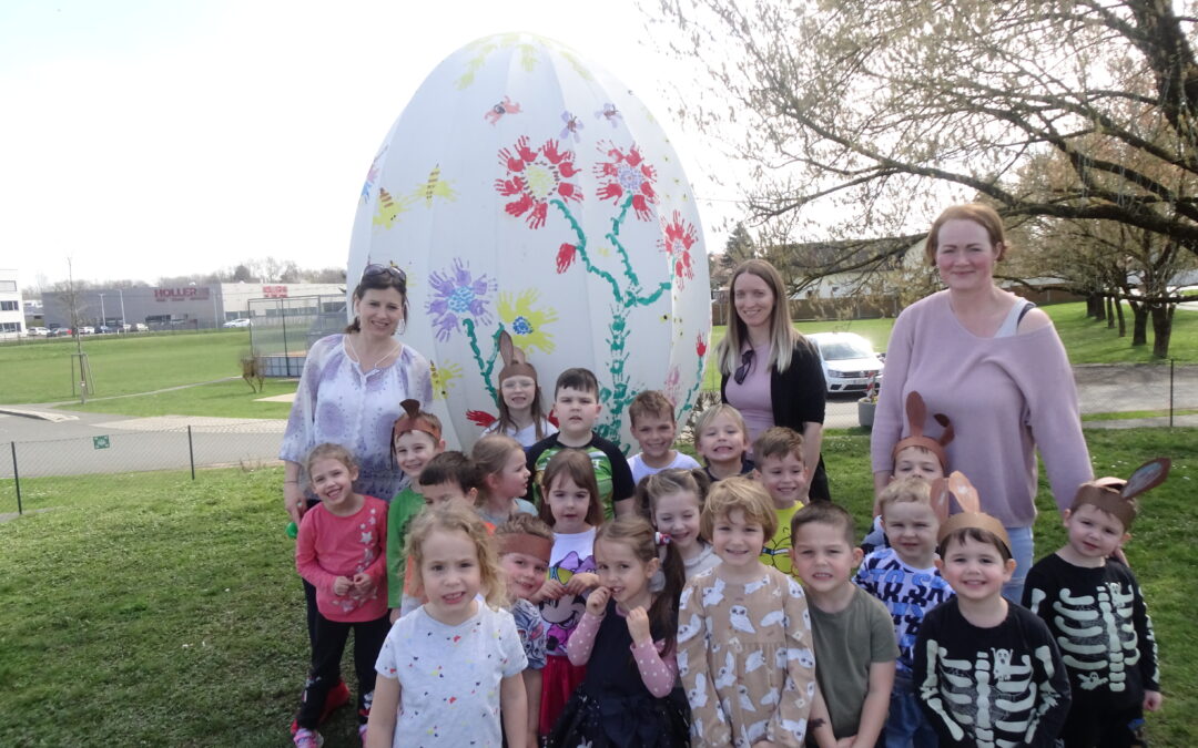 „Osternestsuchen im Kindergarten Leitring“